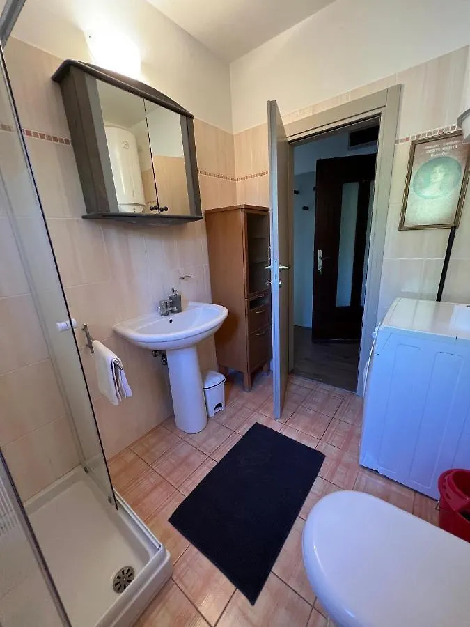Villa Adriana & Peppino Pjescana Uvala Apartment